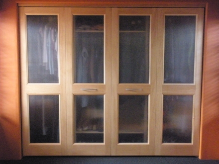 custom bifold closet doors with glass insert