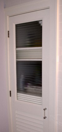 interior-doors-with-corrugated-glass-insert