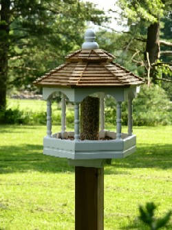 gazebo bird feeder