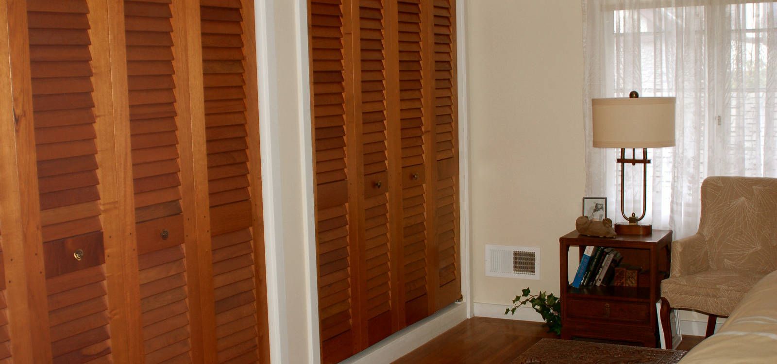 Tapered Louvered Closet Doors